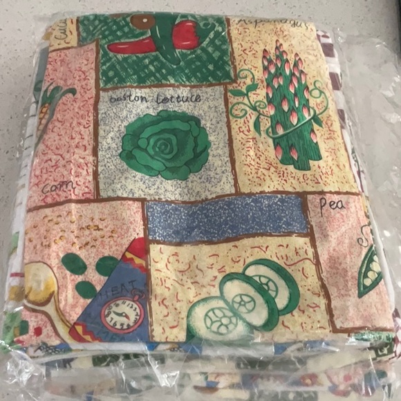 12 pack of Aprons - Picture 4 of 6